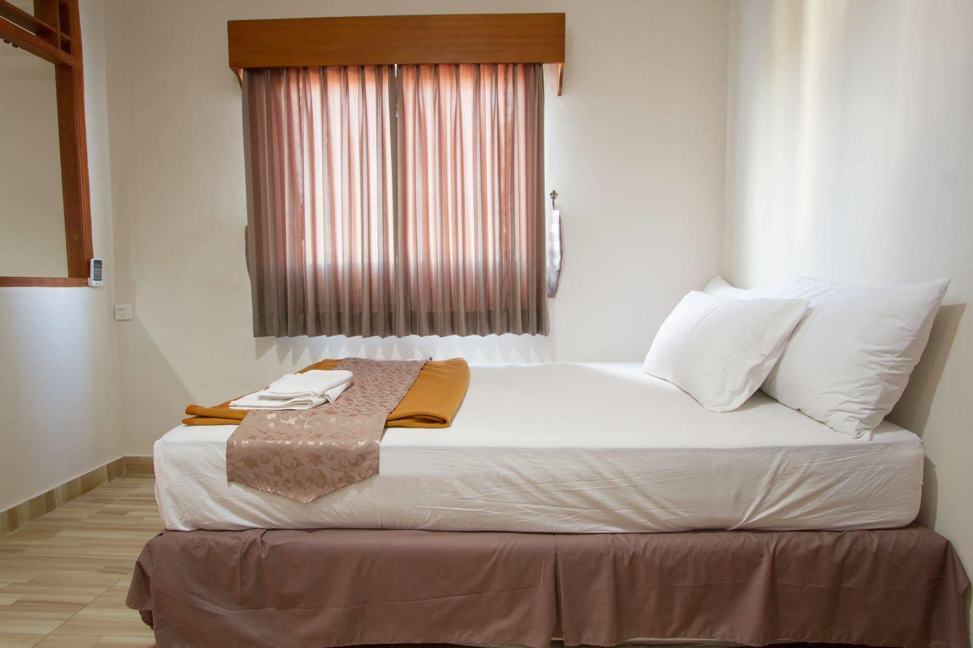 เดอะ รัตนา กูตา Hotel ภายนอก รูปภาพ